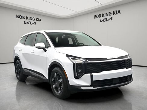 New 2026 Kia Sportage LX w/ LX Convenience Package FWD image 6