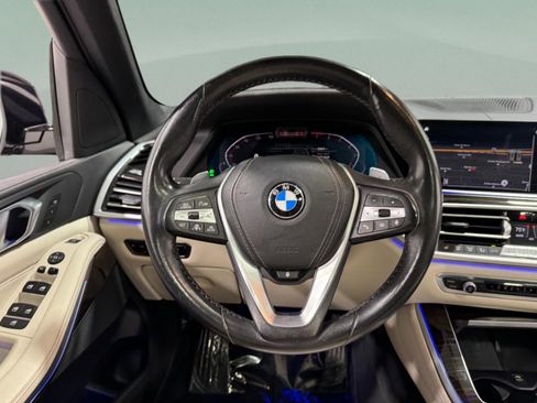 Used 2020 BMW X5 xDrive40i w/ Premium Package image 14