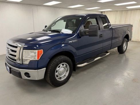 Used 2010 Ford F150 XLT image 1