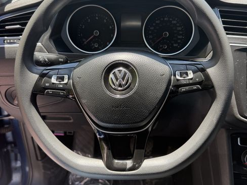 Used 2018 Volkswagen Tiguan S AWD/4WD image 15