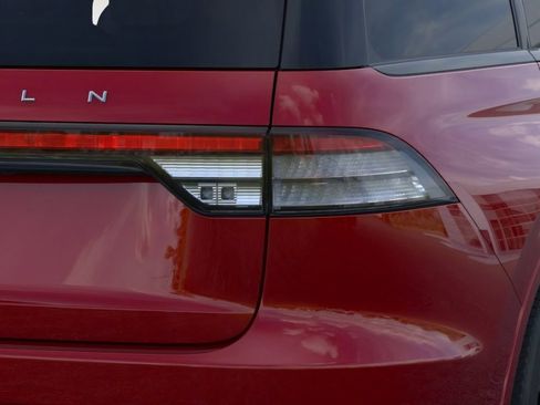 New 2026 Lincoln Aviator Reserve w/ Jet Appearance Package AWD/4WD image 21