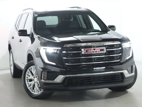 Used 2024 GMC Acadia Elevation w/ LPO, Floor Liner Package AWD/4WD image 2