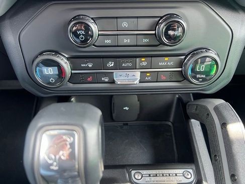 Used 2023 Ford Bronco Big Bend image 30