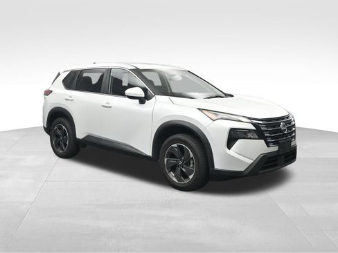 Used 2024 Nissan Rogue SV FWD image 7