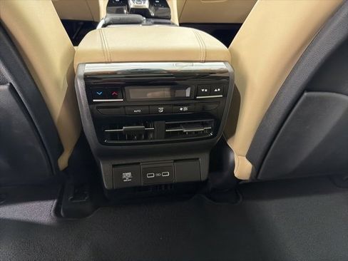 Certified 2023 Acura MDX SH-AWD image 28