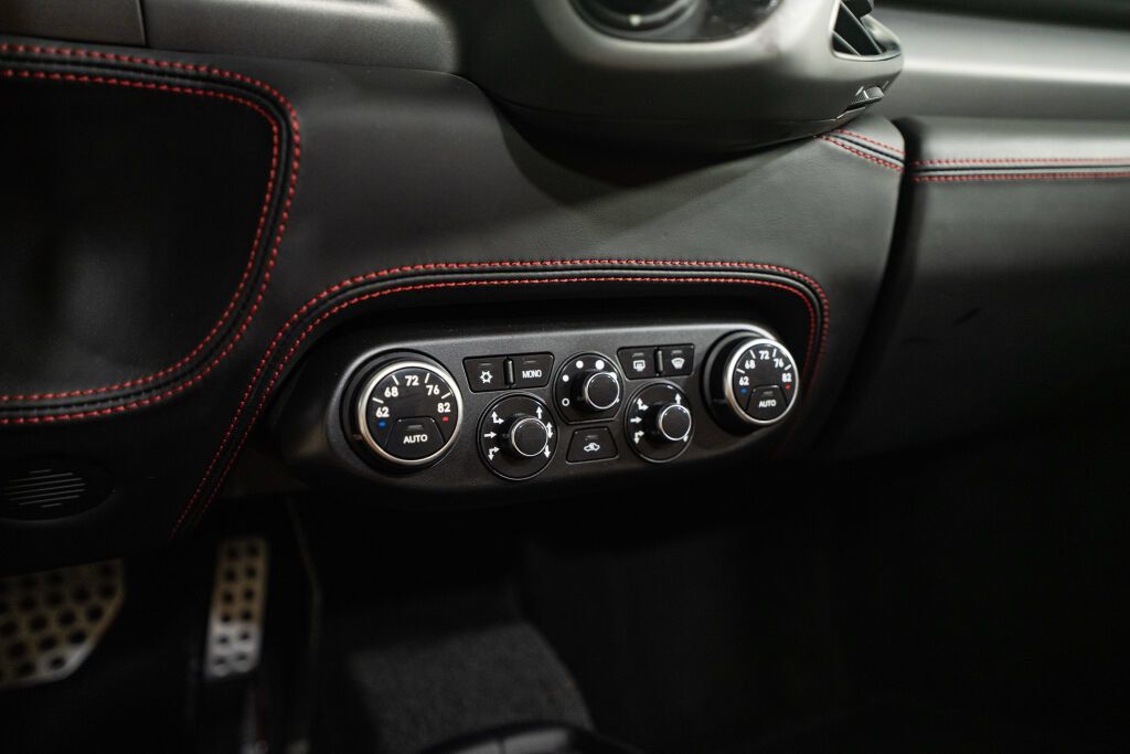 Used 2014 Ferrari 458 Spider RWD image 20