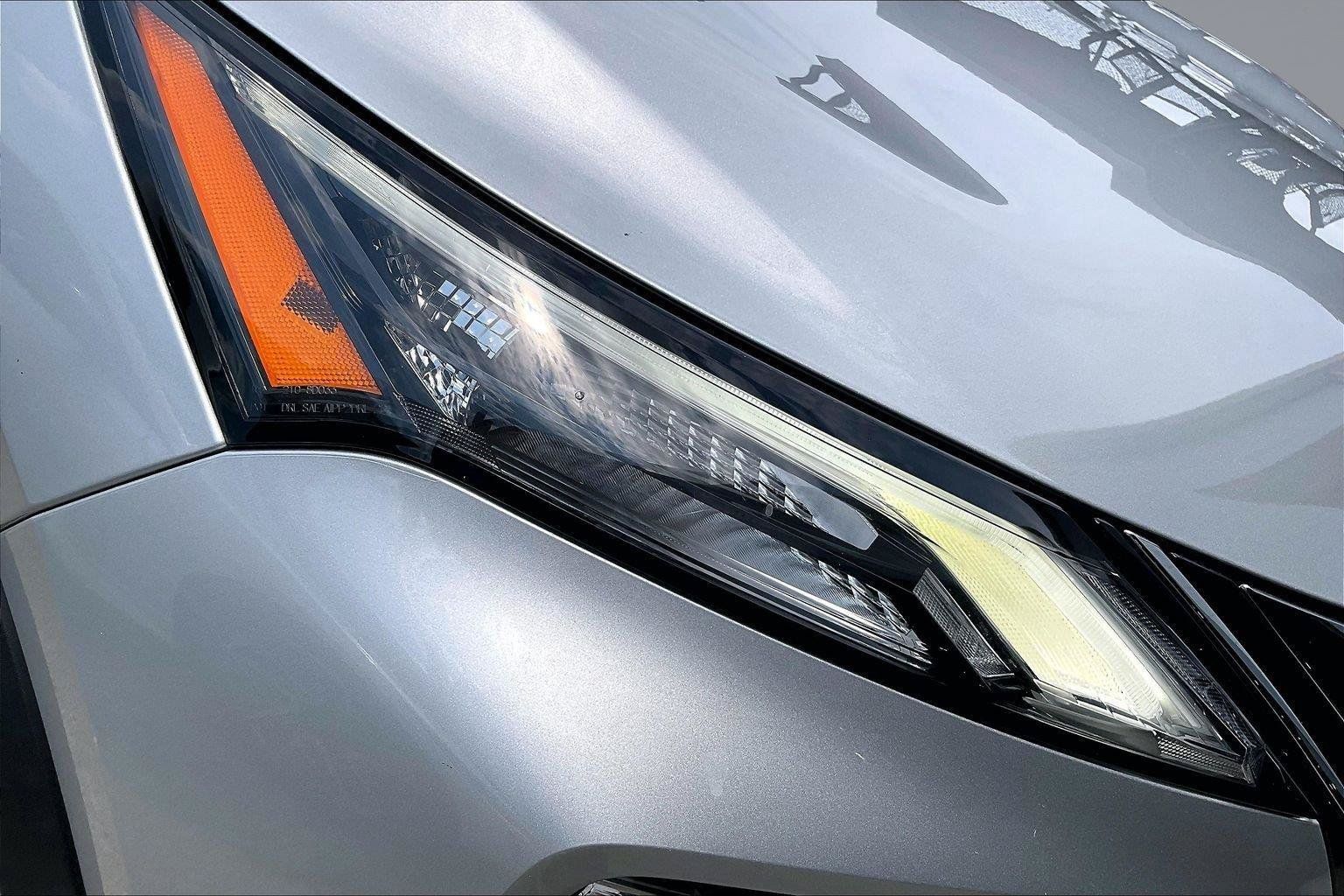 Certified 2021 Nissan Rogue SV FWD image 29