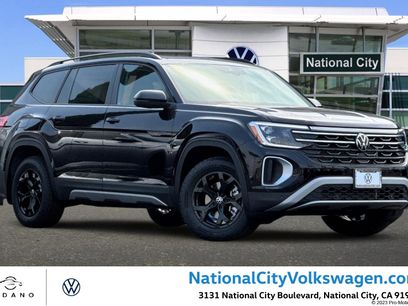 New 2025 Volkswagen Atlas Peak Edition SE