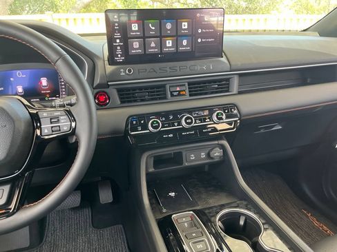 Certified 2026 Honda Passport TrailSport Elite image 18