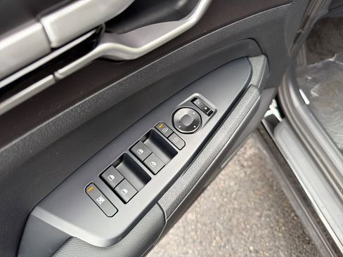New 2026 Kia Sportage EX w/ EX Panoramic Sunroof Package image 11