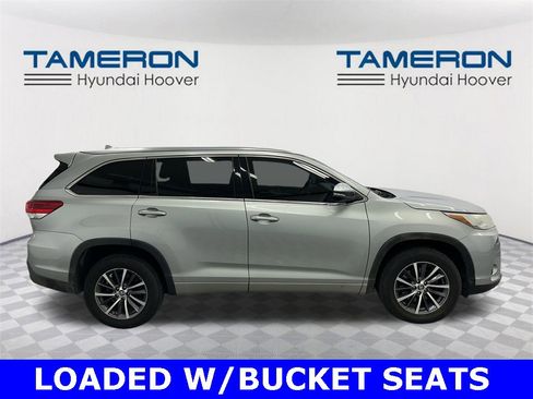 Used 2018 Toyota Highlander XLE image 6