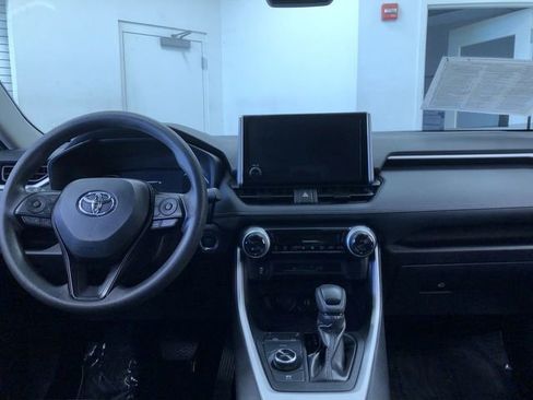 Certified 2025 Toyota RAV4 XLE AWD/4WD image 17