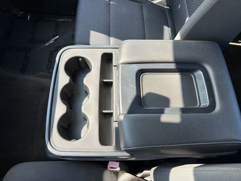Used 2018 Chevrolet Silverado 1500 LT w/ Trailering Package AWD/4WD image 28