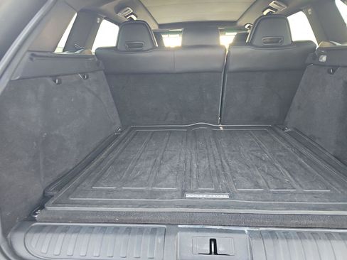 Used 2016 Land Rover Range Rover Sport SVR image 5