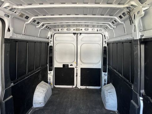 Used 2023 RAM ProMaster 2500 image 14