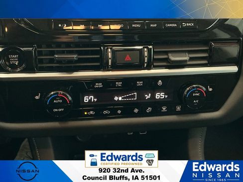 Used 2025 Nissan Pathfinder SL w/ Cargo Package AWD/4WD image 35