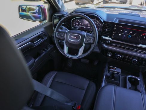Used 2024 GMC Sierra 1500 SLT AWD/4WD image 29