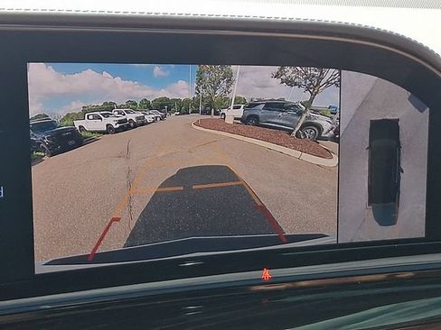 Used 2021 Cadillac Escalade Premium Luxury AWD/4WD image 19