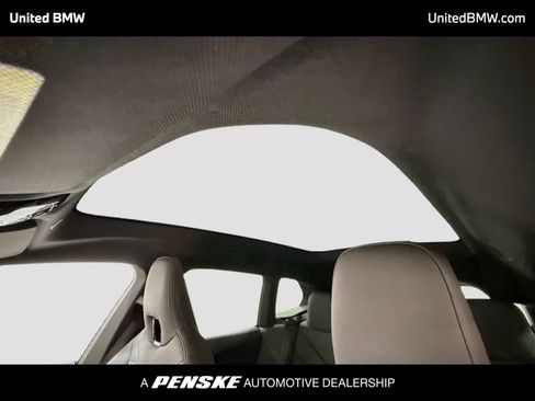 Used 2024 BMW iX xDrive50 w/ Premium Package AWD/4WD image 19