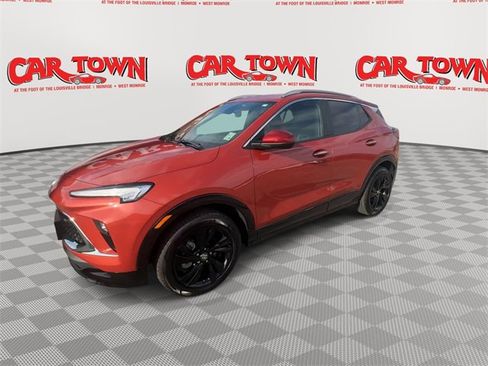 Used 2024 Buick Encore GX Sport Touring image 4