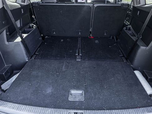 Used 2024 Volkswagen Atlas SE image 15