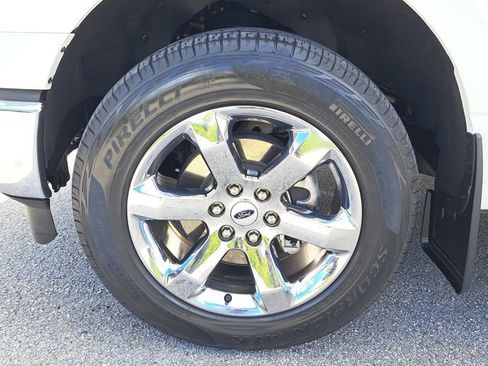 Certified 2023 Ford F150 Lariat w/ Max Trailer Tow Package image 4