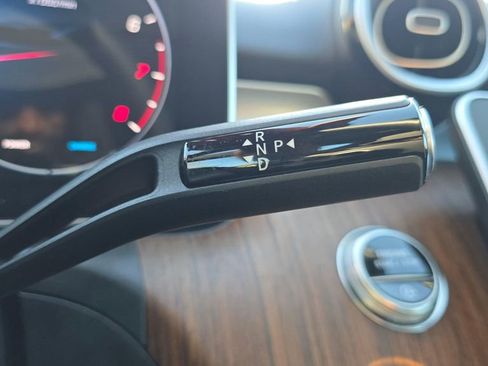 Used 2025 Mercedes-Benz C 300 4MATIC Sedan image 37