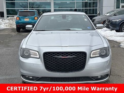 Certified 2023 Chrysler 300 S image 6