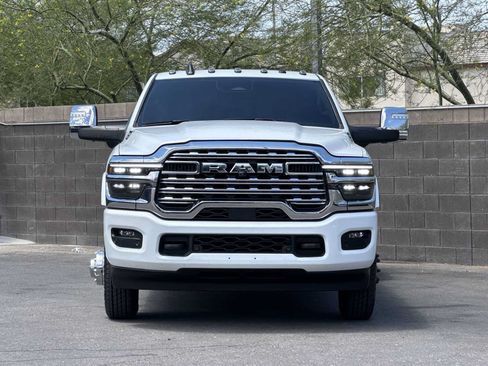 Used 2025 RAM 3500 Longhorn AWD/4WD image 3