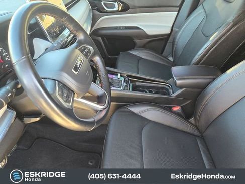 Used 2022 Jeep Compass Limited image 15