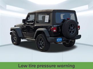 Used 2023 Jeep Wrangler Sport AWD/4WD video 3
