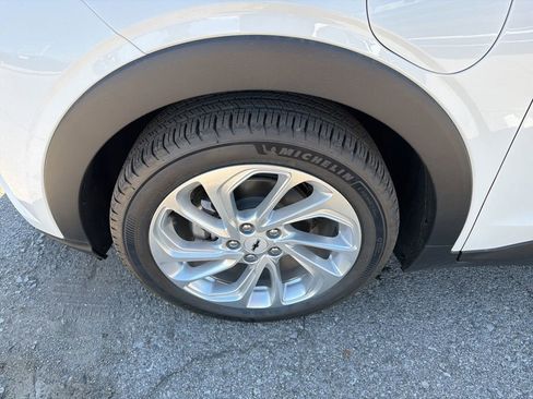 New 2027 Chevrolet Bolt LT FWD image 9