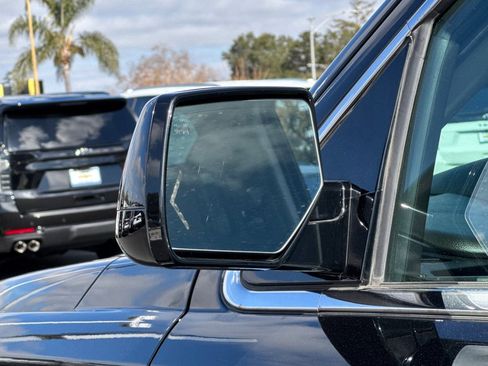 Used 2019 GMC Yukon SLT image 49