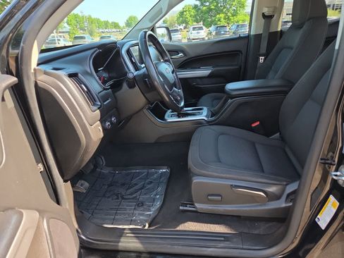 Used 2021 Chevrolet Colorado LT AWD/4WD image 19