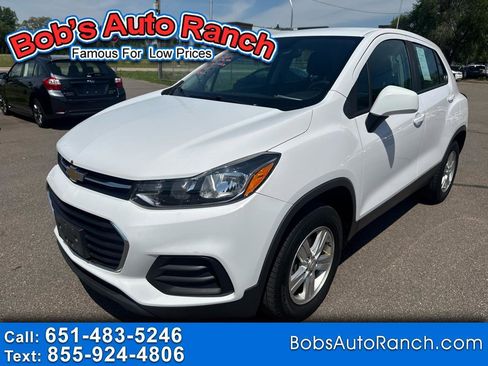 Used 2018 Chevrolet Trax LS AWD/4WD image 1