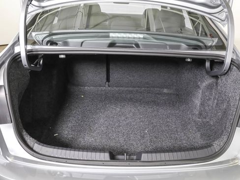 Used 2025 Volkswagen Jetta Sport FWD image 39