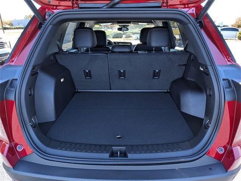 New 2026 Chevrolet Equinox LT w/ Convenience Package II image 31