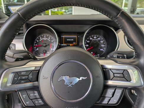 Used 2020 Ford Mustang Premium RWD image 28