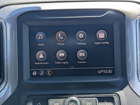 Certified 2020 Chevrolet Silverado 1500 Custom Trail Boss w/ Custom Convenience Package AWD/4WD image 21