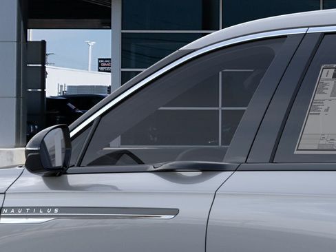 New 2026 Lincoln Nautilus AWD/4WD image 20