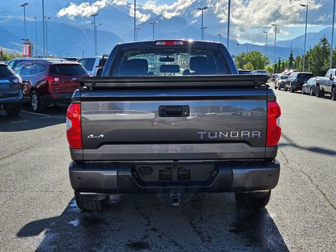 Used 2017 Toyota Tundra Platinum AWD/4WD image 4