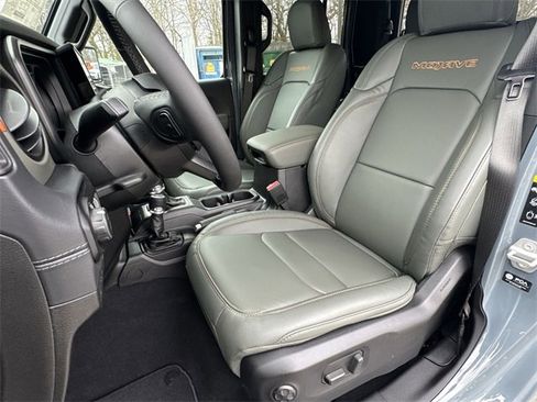 New 2026 Jeep Gladiator Mojave image 22