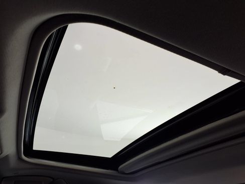 Used 2023 Toyota RAV4 XLE Premium FWD image 14