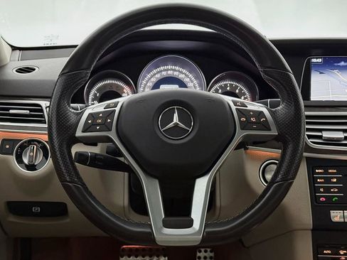 Used 2016 Mercedes-Benz E 350 4MATIC Sedan w/ Premium Package image 30