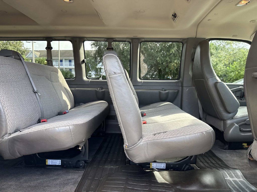 Used 2016 Chevrolet Express 3500 LT w/ LT Preferred Equipment Group RWD image 11