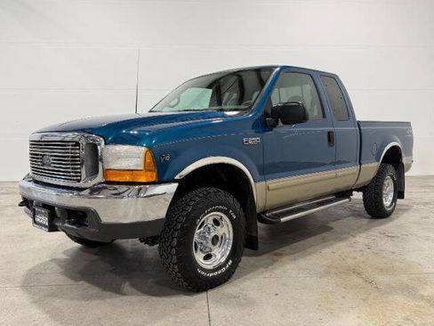 Used 2001 Ford F250 XLT image 1