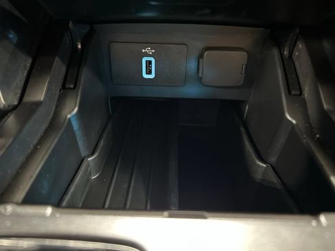 Certified 2019 Ford Explorer Limited w/ Class III Trailer Tow Package AWD/4WD image 24