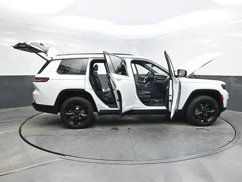 Used 2021 Jeep Grand Cherokee L Laredo AWD/4WD image 64