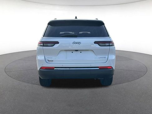 Certified 2025 Jeep Grand Cherokee L Limited AWD/4WD image 4