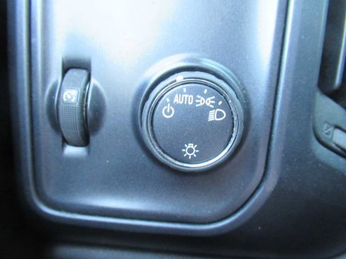 Used 2017 Chevrolet Silverado 1500 W/T w/ Special Ops Edition image 31